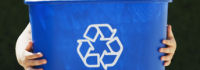 Recyclingzeichen auf Plastikeimer dgrilla - Fotolia.com