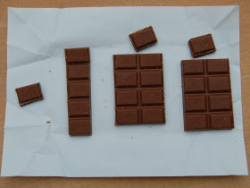 eine tafel Schokolade in Teile aufgeteilt;  Ilka Mehlis